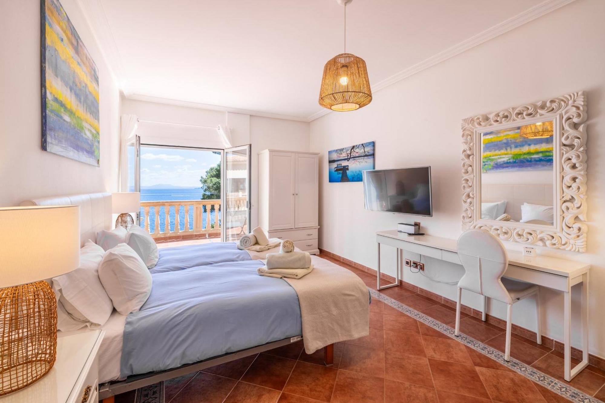 Villa Juan Carlos Cala Vinas  ภายนอก รูปภาพ