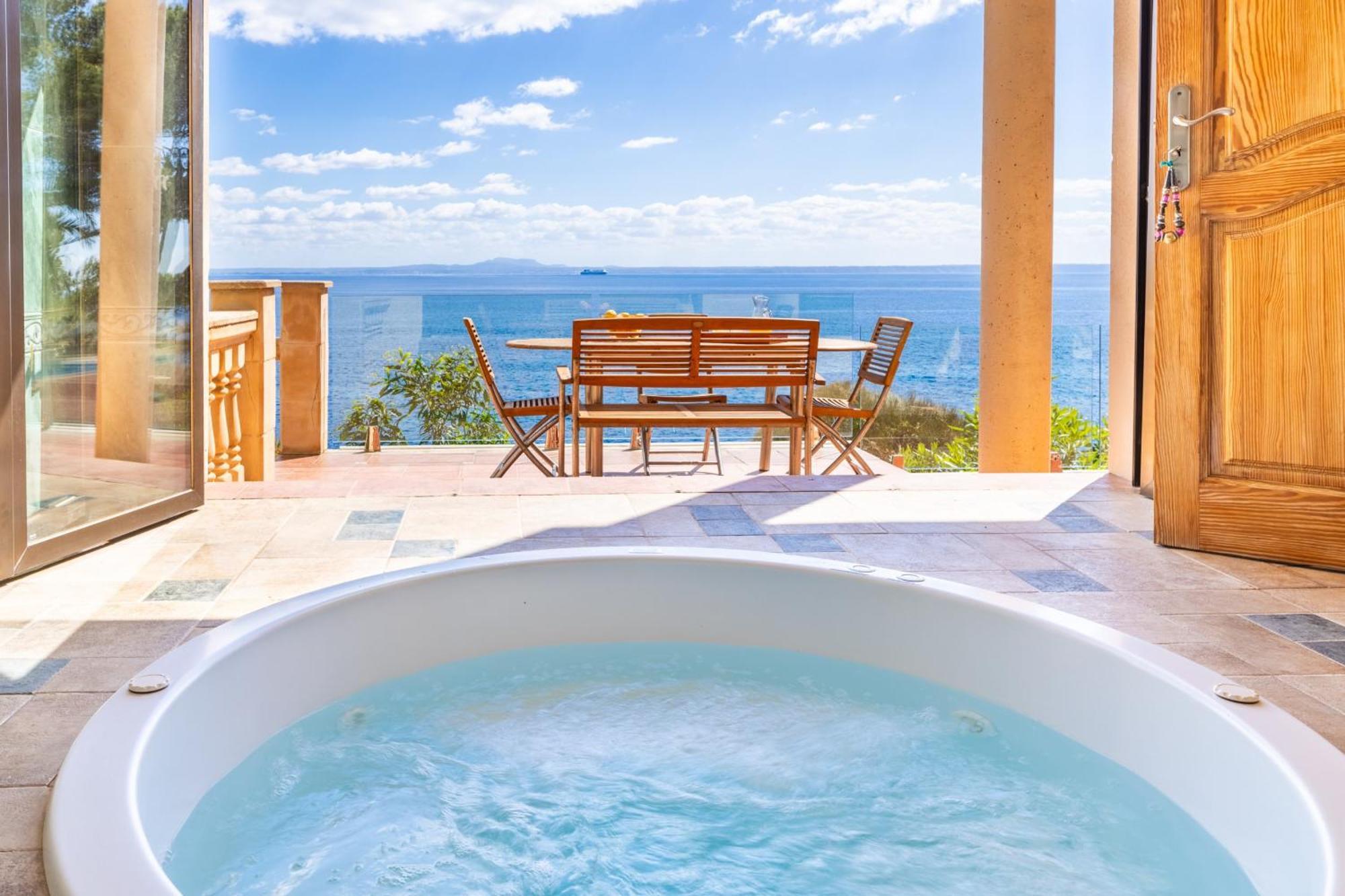 Villa Juan Carlos Cala Vinas  ภายนอก รูปภาพ