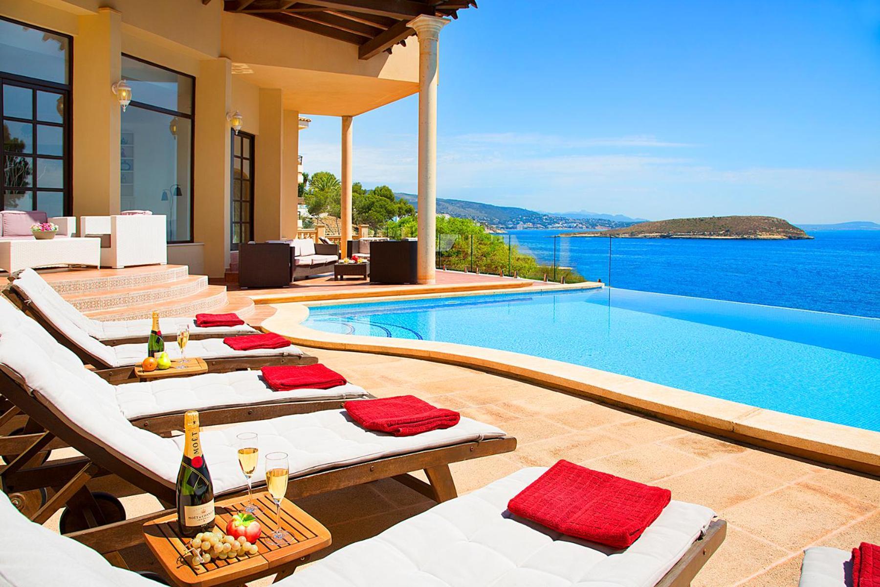 Villa Juan Carlos Cala Vinas  ภายนอก รูปภาพ