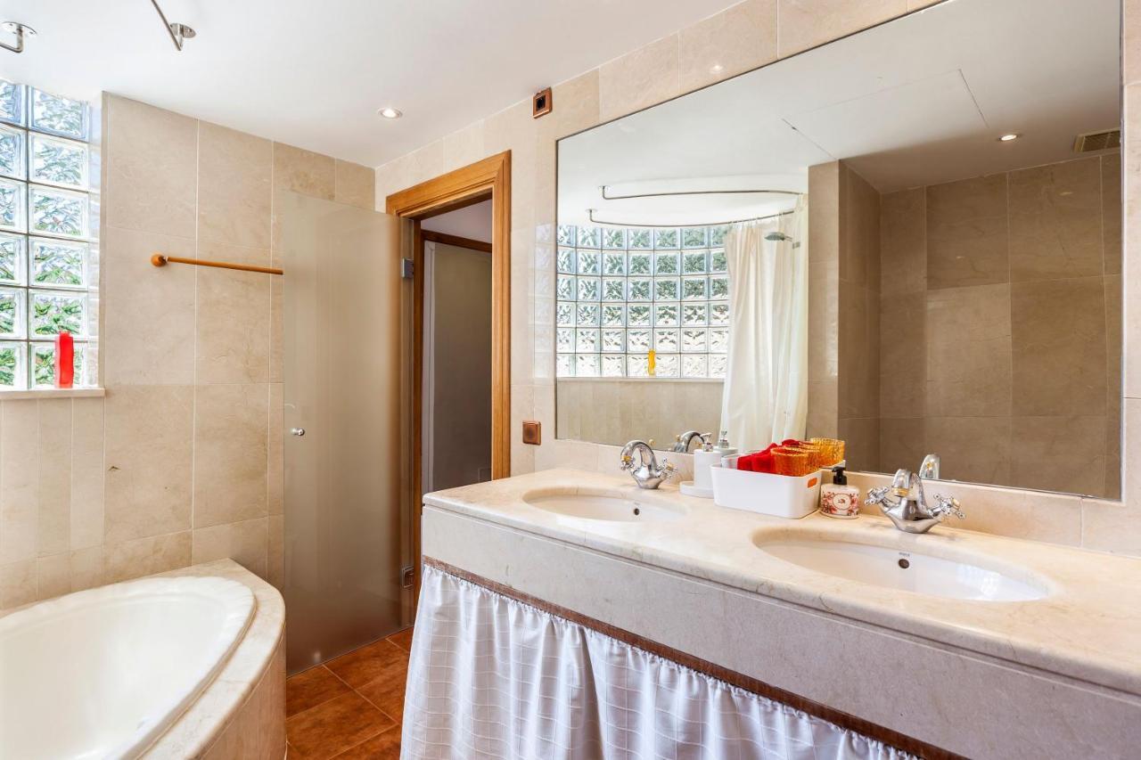 Villa Juan Carlos Cala Vinas  ภายนอก รูปภาพ